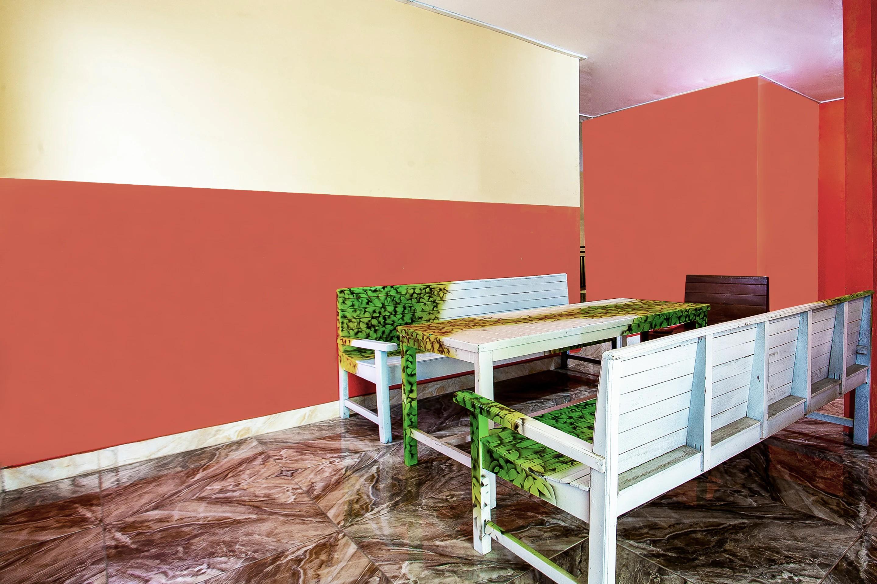 The Paragon Hotel Cilacap Redpartner Esterno foto